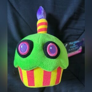 FNAF Neon Green Cupcake